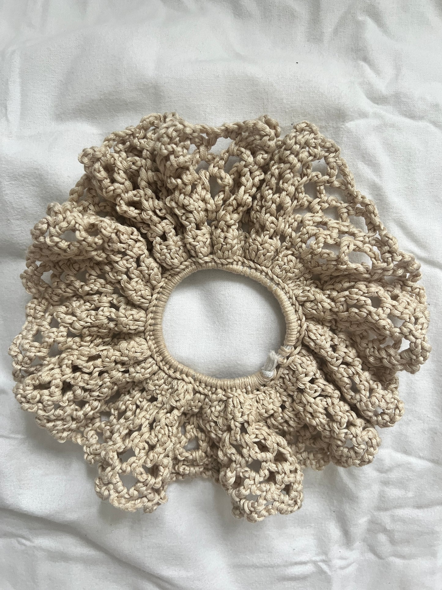 The Annelise Lace Scrunchy Pattern